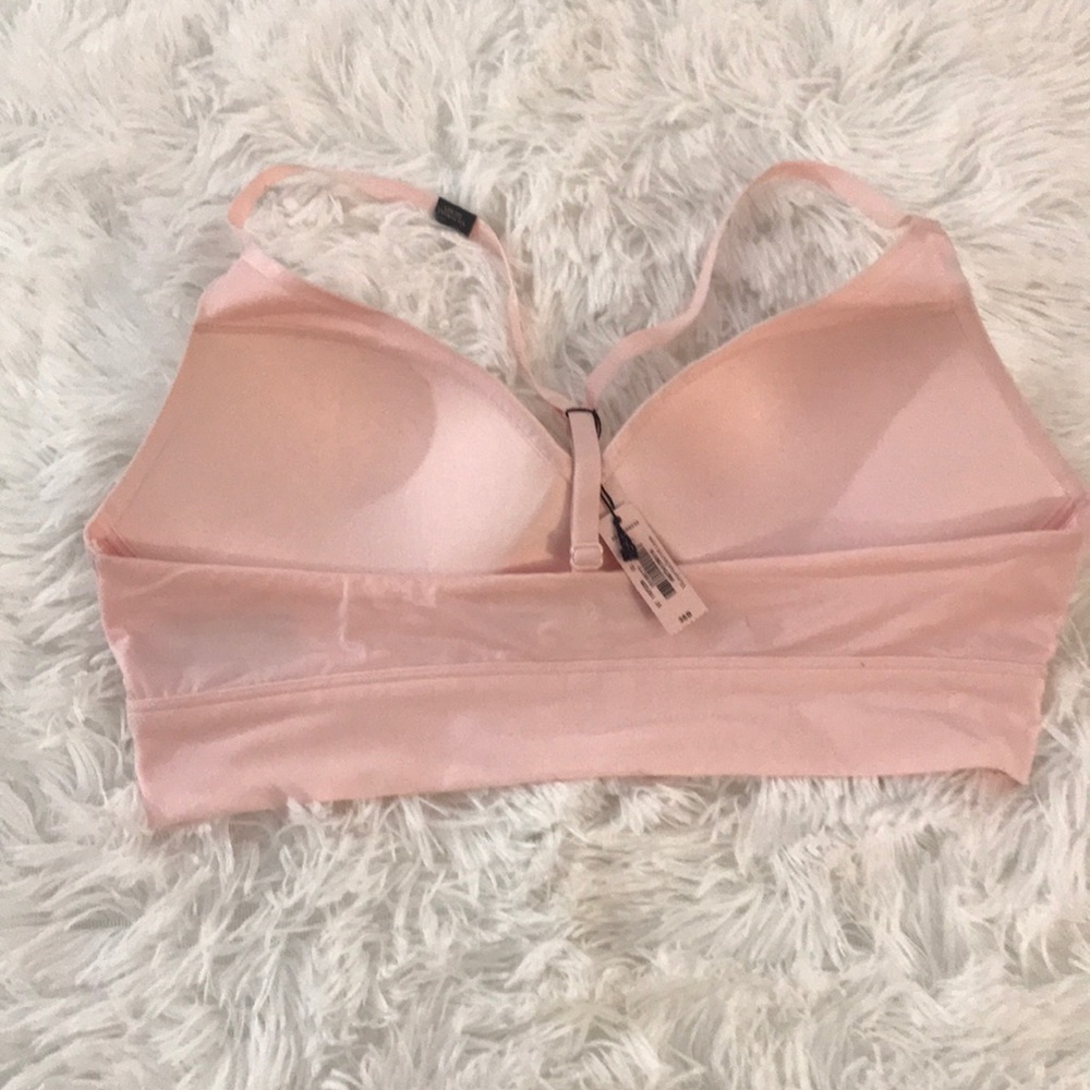 Victoria’s Secret Bra - Picture 2 of 5